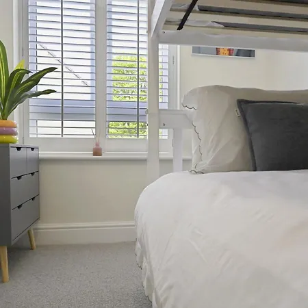 Stylish 3br Yorkshire Base For 6 With Parking * Harrogate