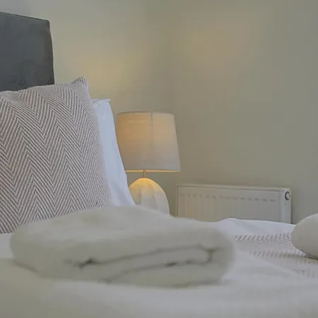 Stylish 3br Yorkshire Base For 6 With Parking