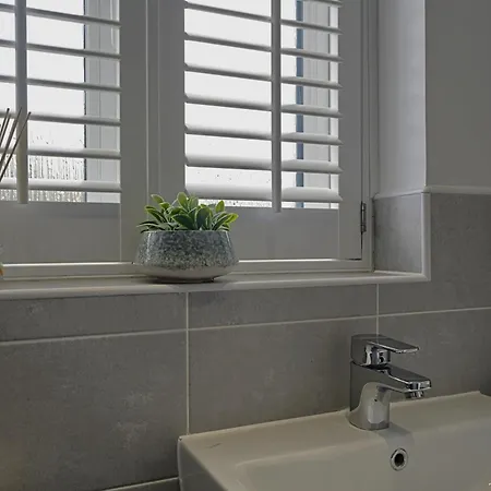 Stylish 3br Yorkshire Base For 6 With Parking * Harrogate