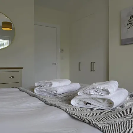 شقة Stylish 3br Yorkshire Base For 6 With Parking *