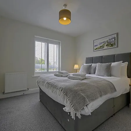 Stylish 3br Yorkshire Base For 6 With Parking * Harrogate